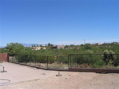 3933 W Valley Mine Dr, Tucson, AZ 85745 photo 4