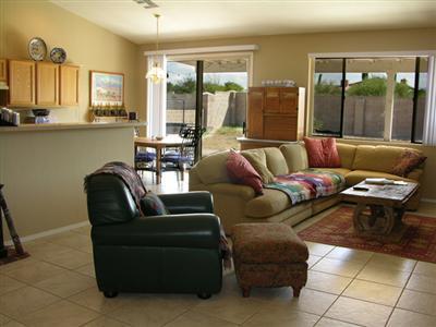947 S Rincon Rising Rd, Tucson, AZ 85748 photo 2