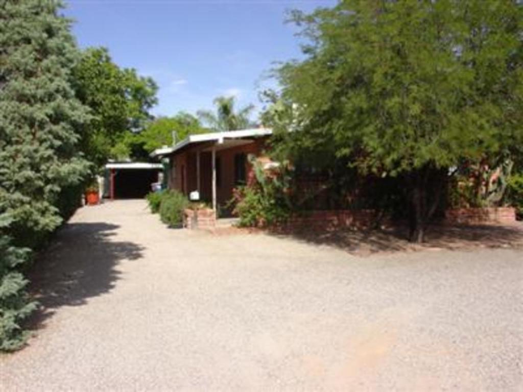 5843 E 2nd St, Tucson, AZ 85711 photo 1