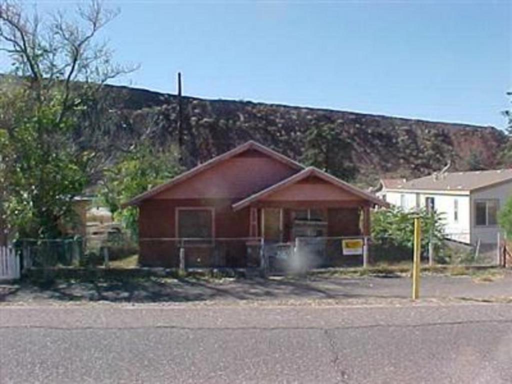 23 Old Douglas Rd, Bisbee, AZ 85603 photo 2