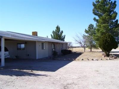 426 S Taylor Rd, Willcox, AZ 85643 photo 2