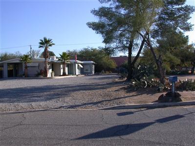 4633 E Bermuda St, Tucson, AZ 85712 photo 2