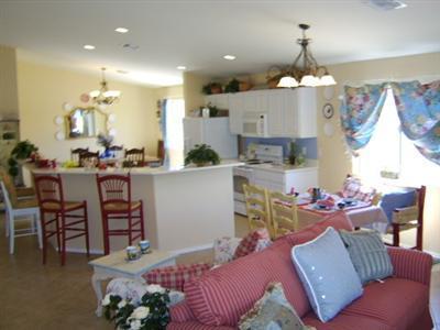 3975 E Isaiah Dr, Tucson, AZ 85706 photo 2