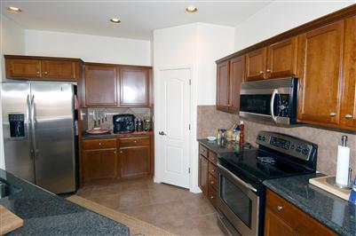 13570 E Aviara Pl, Vail, AZ 85641 photo 3