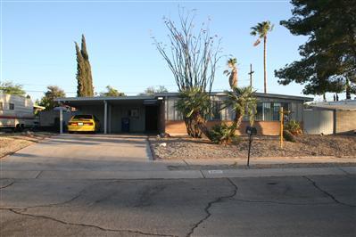 8450 E Baker St, Tucson, AZ 85710 photo 1