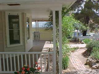 117 Higgins Hl, Bisbee, AZ 85603 photo 1
