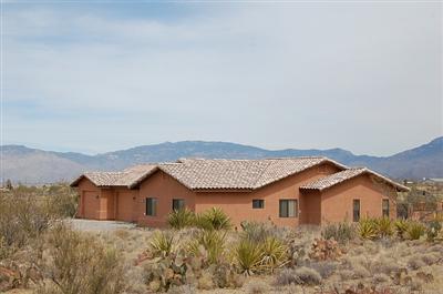 560 N Wentworth Rd, Vail, AZ 85641 photo 1