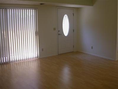 8423 E Brookside Ln, Tucson, AZ 85710 photo 2