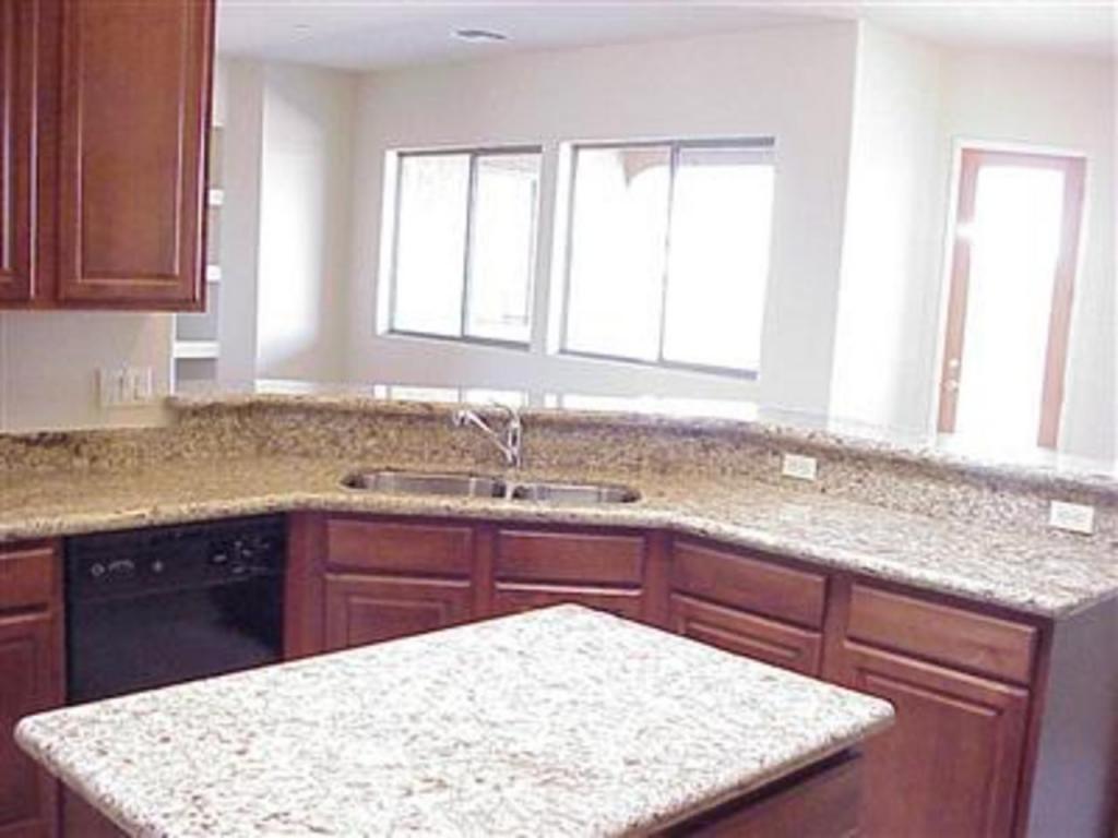 10587 S Cave Primrose Ct, Vail, AZ 85641 photo 5