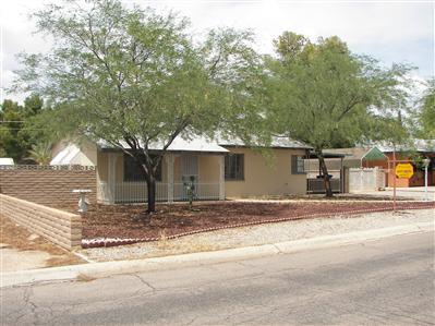 4873 E 18th St, Tucson, AZ 85711 photo 2
