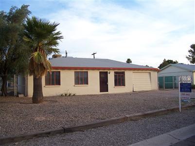 5624 E 33rd St, Tucson, AZ 85711 photo 1