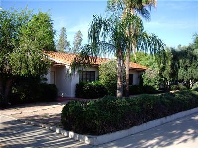 2355 E Seneca St, Tucson, AZ 85719 photo 1