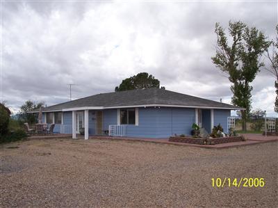 1546 W Jonnie Dr, Willcox, AZ 85643 photo 1