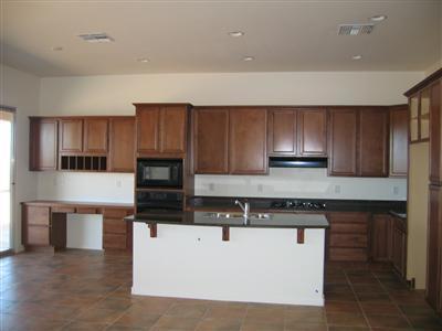 2555 E Channing, Green Valley, AZ 85614 photo 2