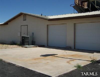 335 S Pima Ln, Benson, AZ 85602 photo 9