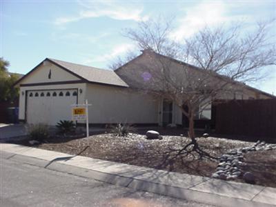 10042 Eugenia Dr, Tucson, AZ 85730 photo 2