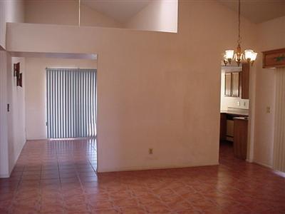 10042 Eugenia Dr, Tucson, AZ 85730 photo 4