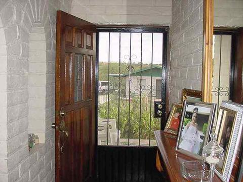 827 E Challenger Rd, Nogales, AZ 85621 photo 7