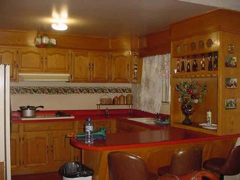 827 E Challenger Rd, Nogales, AZ 85621 photo 3