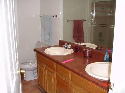 728 E Skyline Dr, Nogales, AZ 85621 photo 2