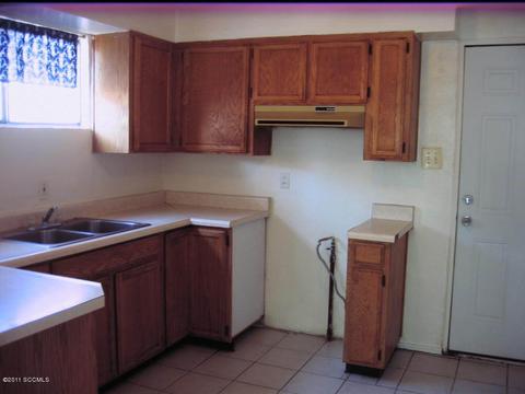 148 E Grant, Nogales, AZ 85621 photo 3