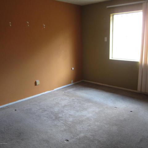 686 E Maya St, Nogales, AZ 85621 photo 6