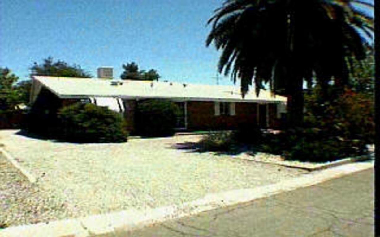 4455 E Cooper Cir, Tucson, AZ 85711 photo 1