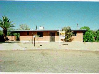 2221 E Mitchell St, Tucson, AZ 85719 photo 2