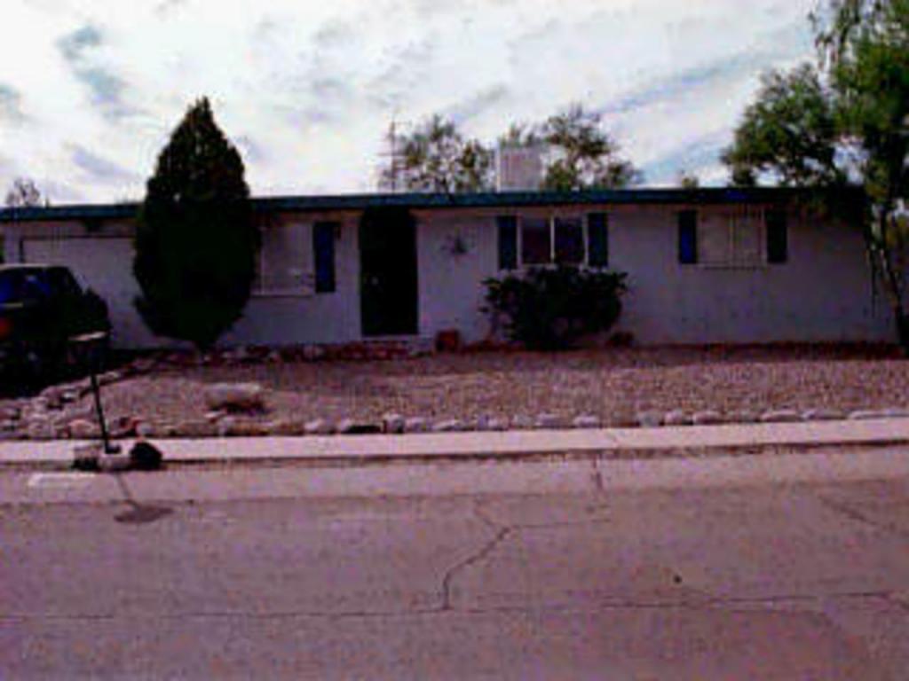 7702 E 45th St, Tucson, AZ 85730 photo 1