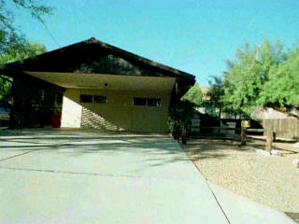 2401 E Hedrick Dr, Tucson, AZ 85719 photo 1