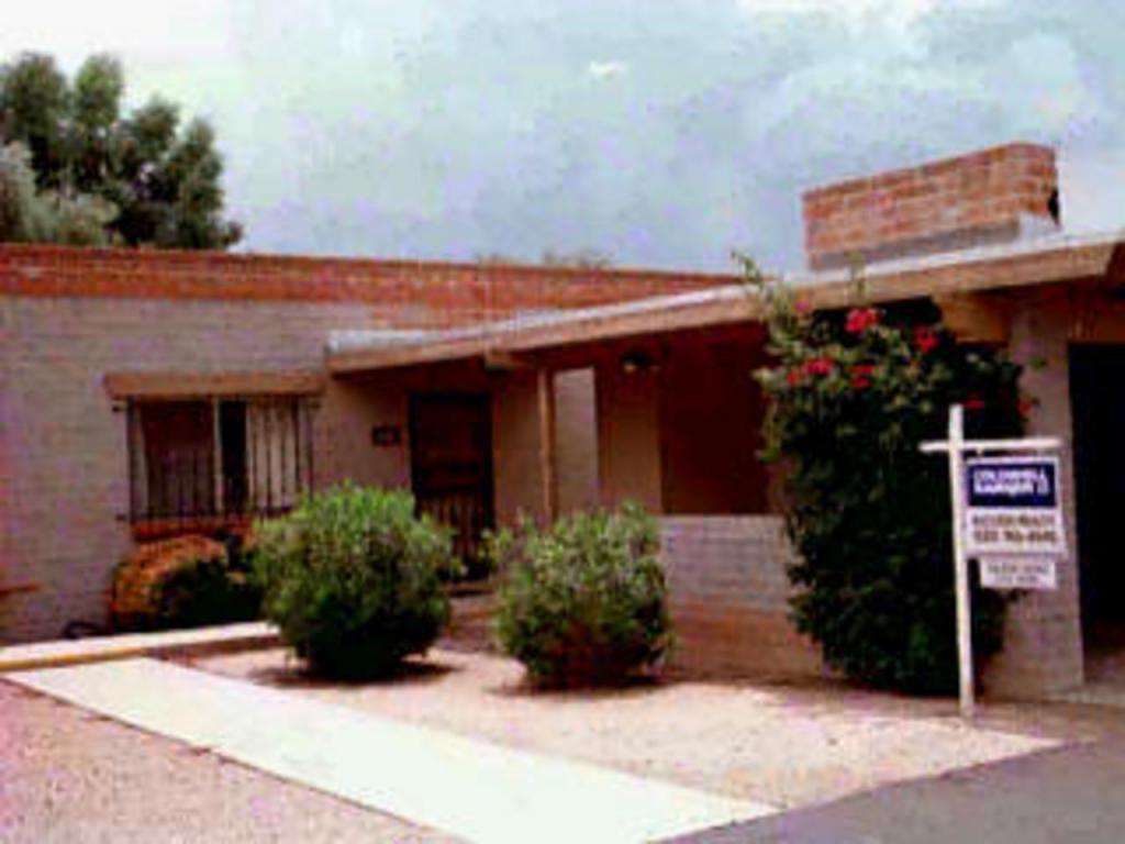 19 E Pastime Rd, Tucson, AZ 85705 photo 1