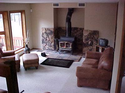 1055 E Fallen Pine Ter, Flagstaff, AZ 86001 photo 2