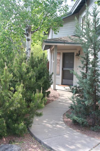 4293 E Spring Meadows Cir, Flagstaff, AZ 86004 photo 2
