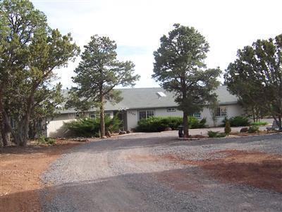 1204 E Chaparral Ln, Williams, AZ 86046 photo 1