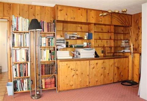 402 W Apache Rd, Flagstaff, AZ 86001 photo 16