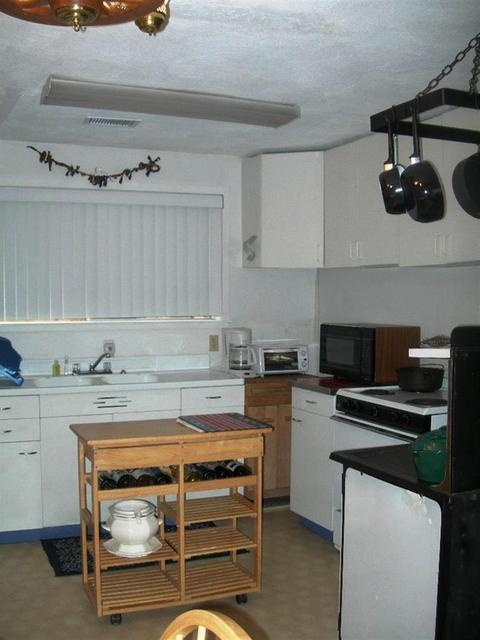 7876 E Robin Hood Rd, Williams, AZ 86046 photo 4