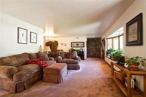 323 W Apache Rd, Flagstaff, AZ 86001 photo 2