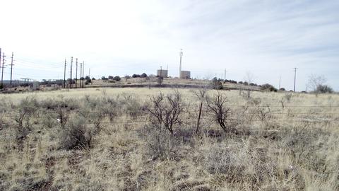 295 W Laurel Ave, Ash Fork, AZ 86320 photo 2