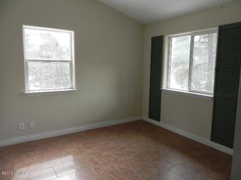 658 Comanche, Flagstaff, AZ 86001 photo 2