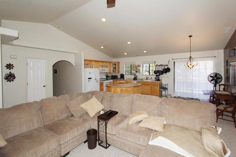 194 E Mohawk Dr, Flagstaff, AZ 86005 photo 7