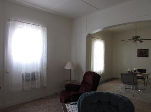 237 W Lewis Ave, Ash Fork, AZ 86320 photo 3