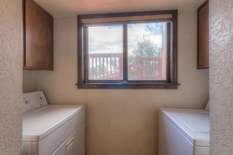 3905 E Range Ln, Flagstaff, AZ 86004 photo 11