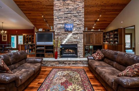 5400 E Mount Pleasant Dr, Flagstaff, AZ 86004 photo 2