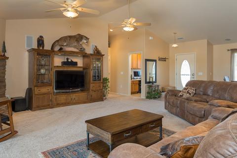 6830 Willopete Dr, Flagstaff, AZ 86004 photo 2