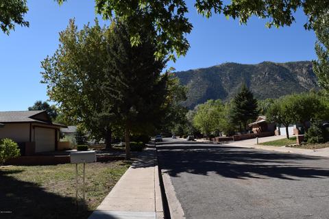 4945 E Broken Bow Dr, Flagstaff, AZ 86004 photo 3