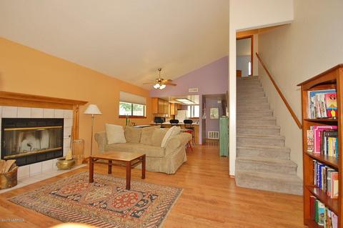 2437 Elder Dr, Flagstaff, AZ 86004 photo 2