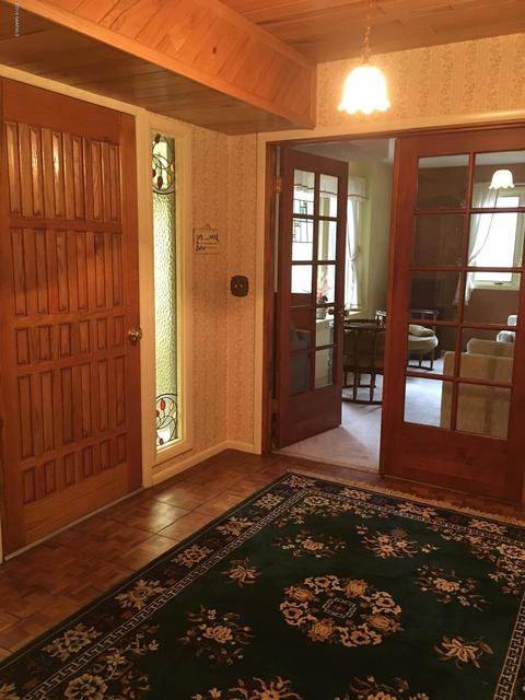 314 E David Dr, Flagstaff, AZ 86001 photo 2