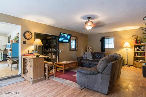 2202 E Dortha Ave, Flagstaff, AZ 86004 photo 4