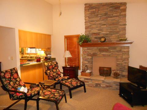 6131 E Laurel Loop, Flagstaff, AZ 86004 photo 2