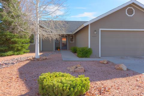 6897 Eagle Crest Dr, Flagstaff, AZ 86004 photo 1